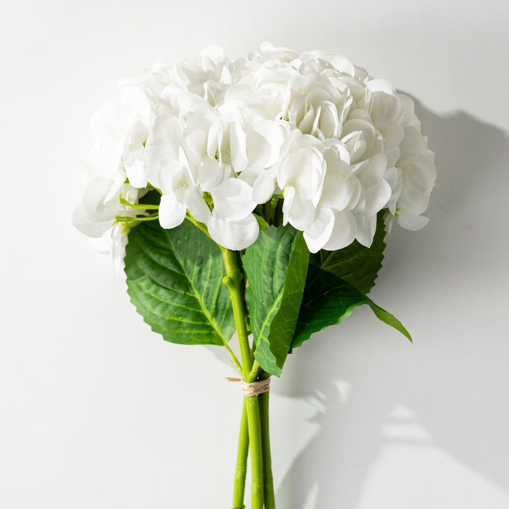 19" White Hydrangea Bundle