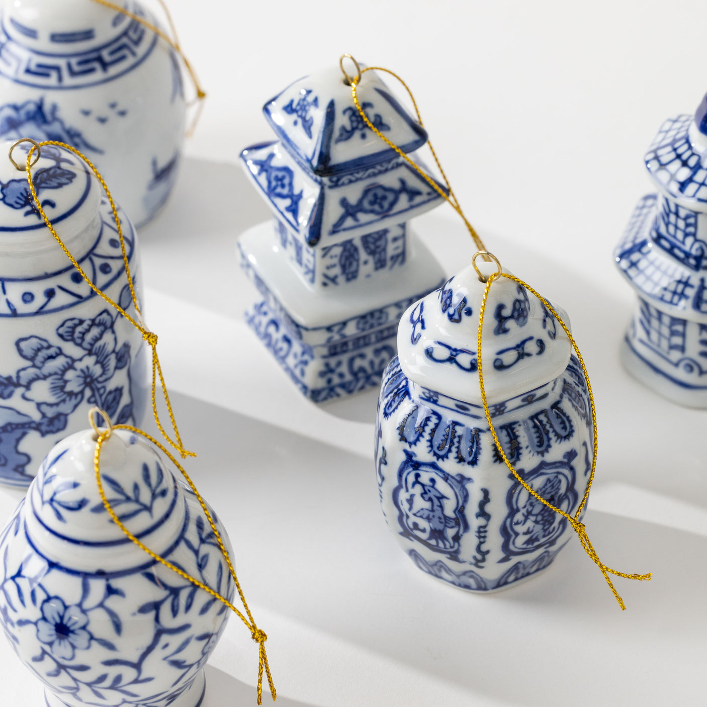Ginger Jar Ornament Set