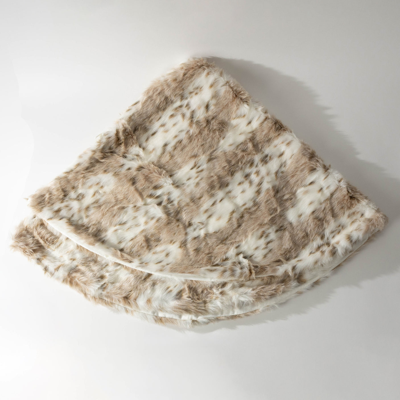 Iberian Faux Fur Tree Skirt