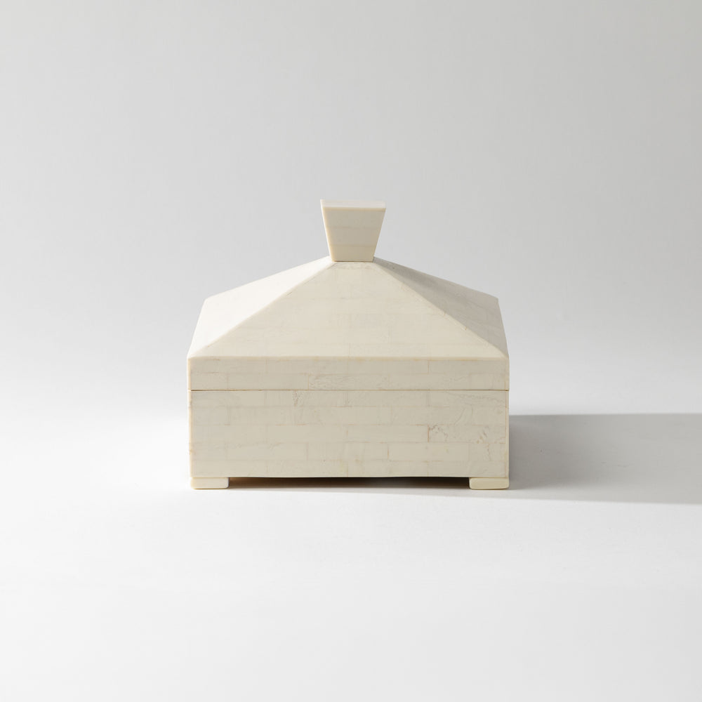 Pyramid Shaped Resin Box