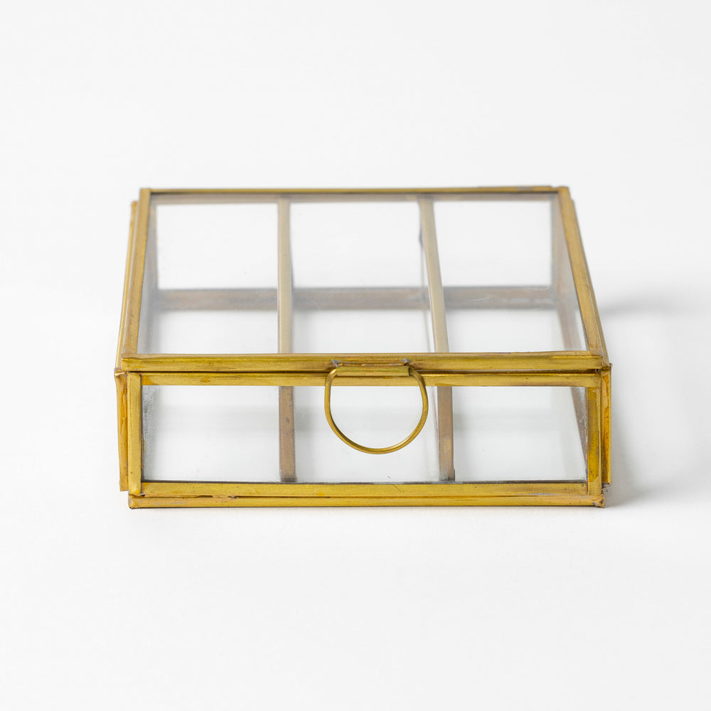 Slotted Glass Display Box