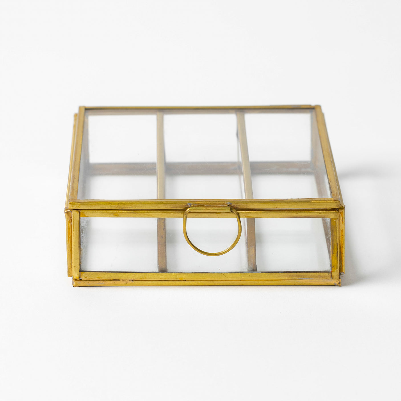 Slotted Glass Display Box