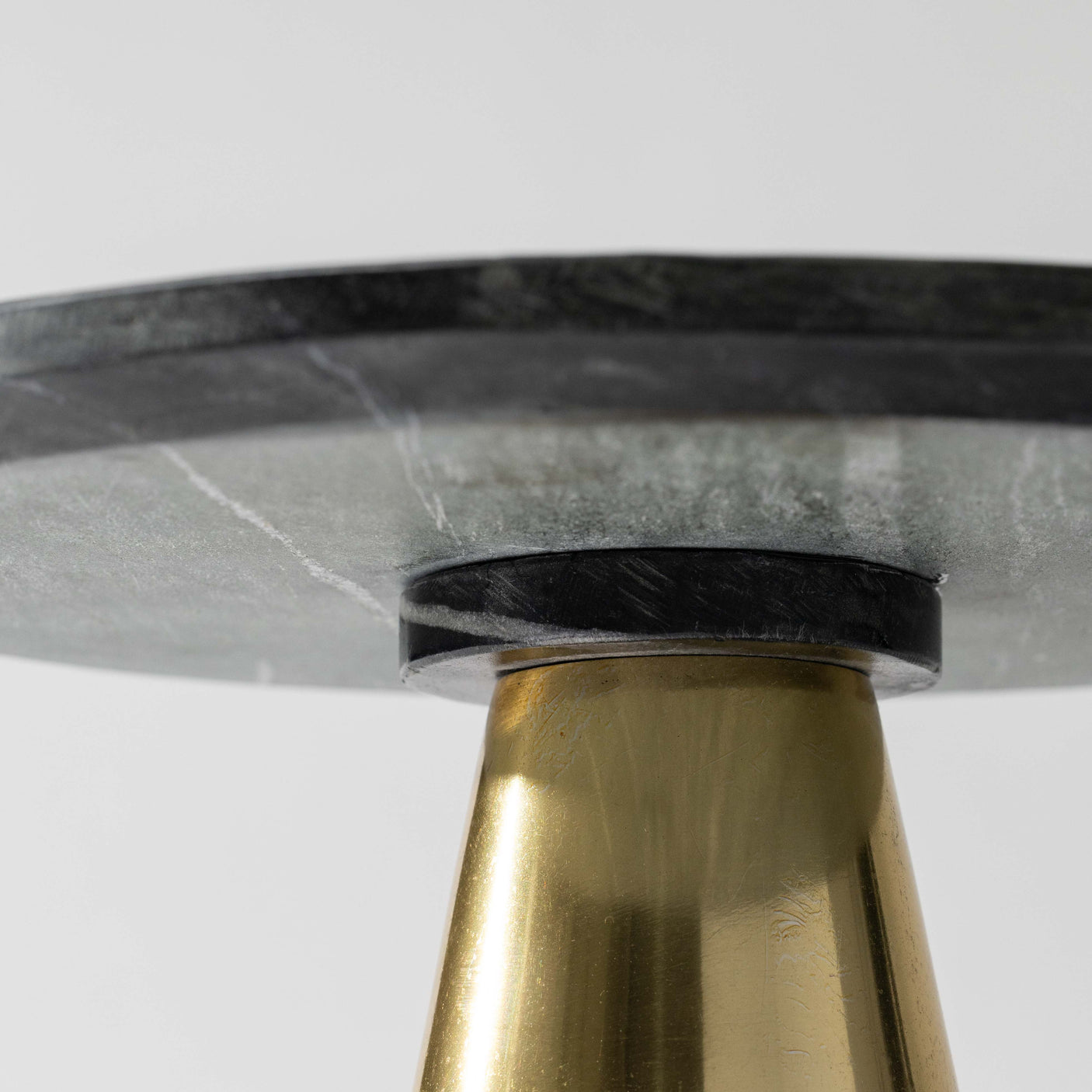 Black Marble Cake Stand