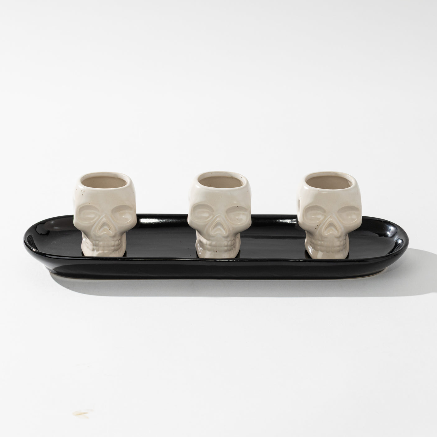 Black Dish w/ Skeleton Bowls