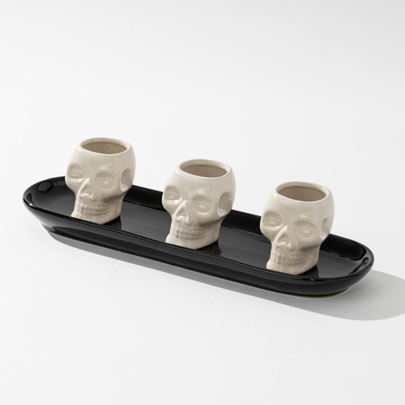 Black Dish w/ Skeleton Bowls