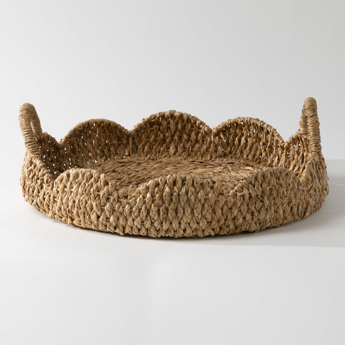 Round Braided Trays