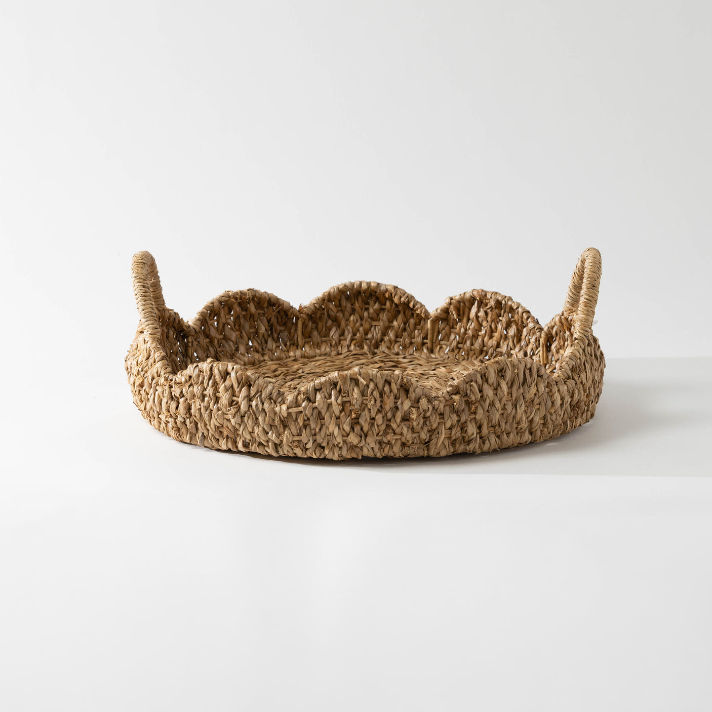 Round Braided Trays