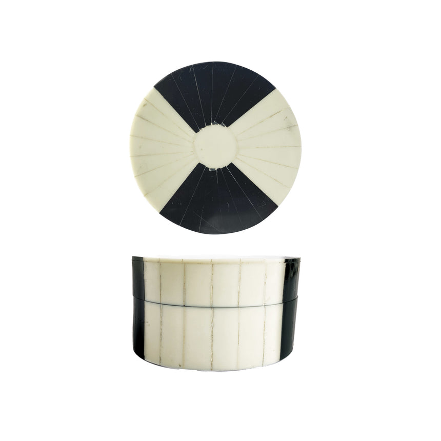 Black & White Round Box