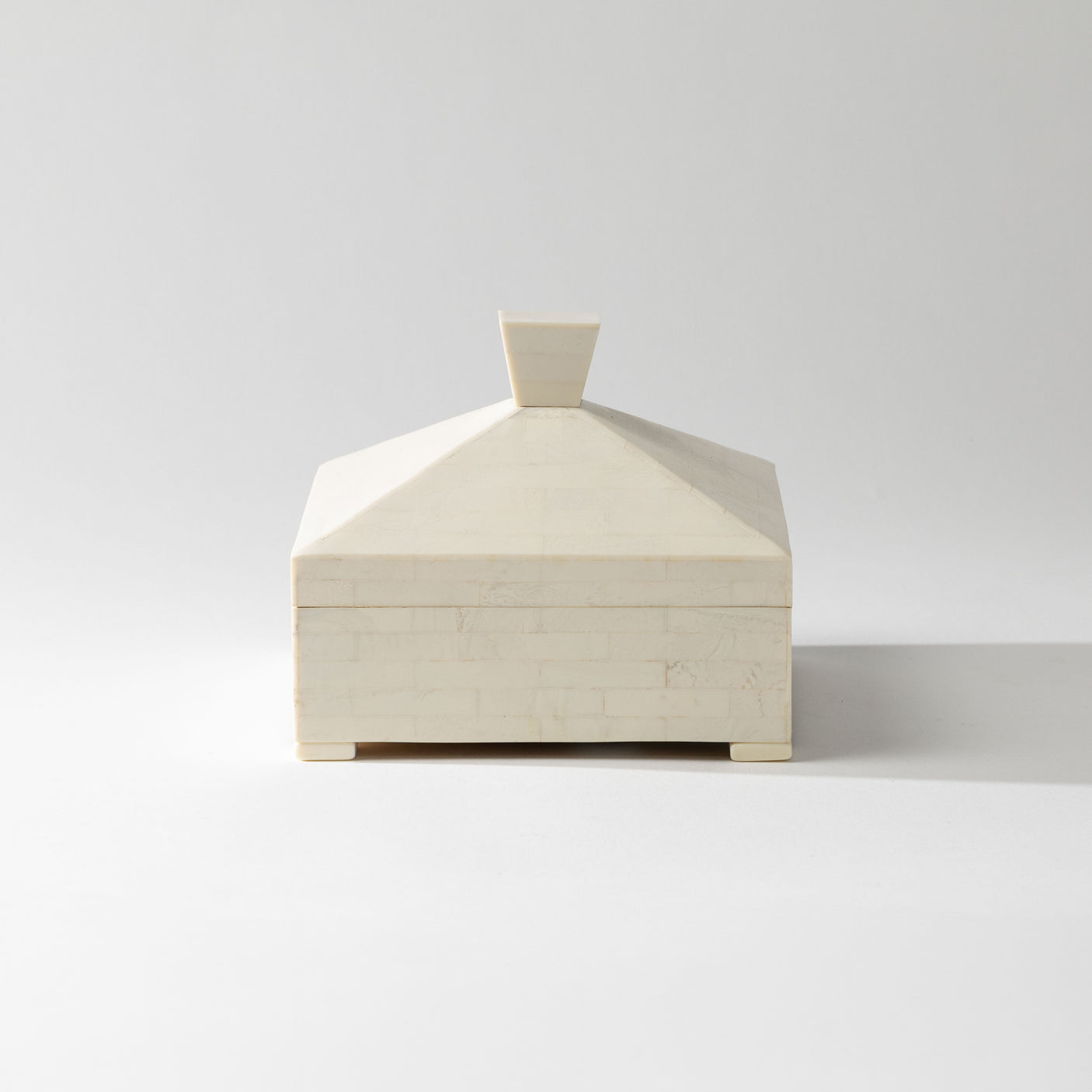 Pyramid Shaped Resin Box