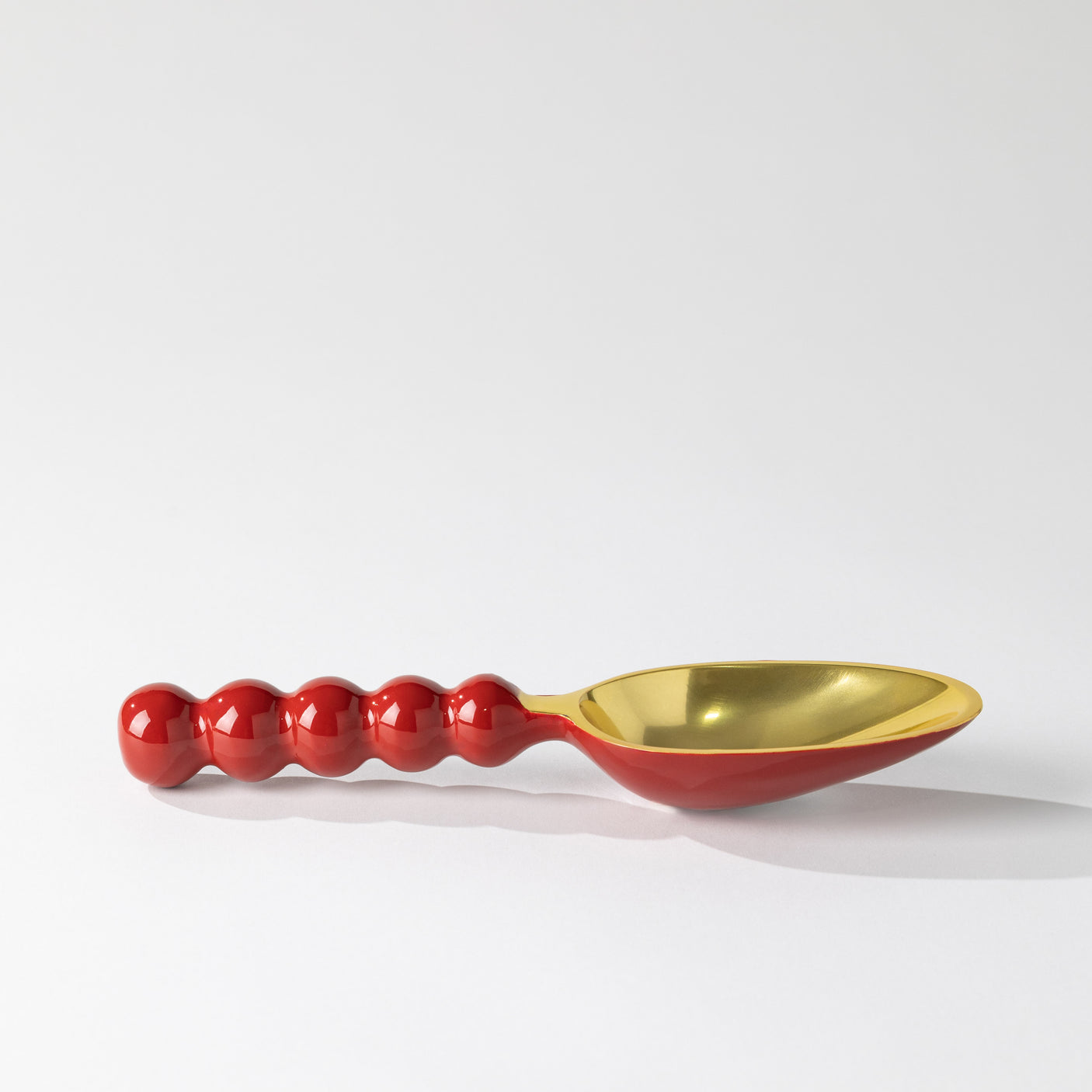 Red & Gold Scoop