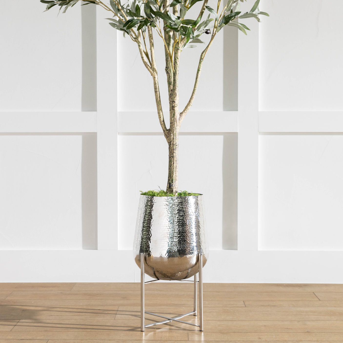 Silver Metal Planter & Stand