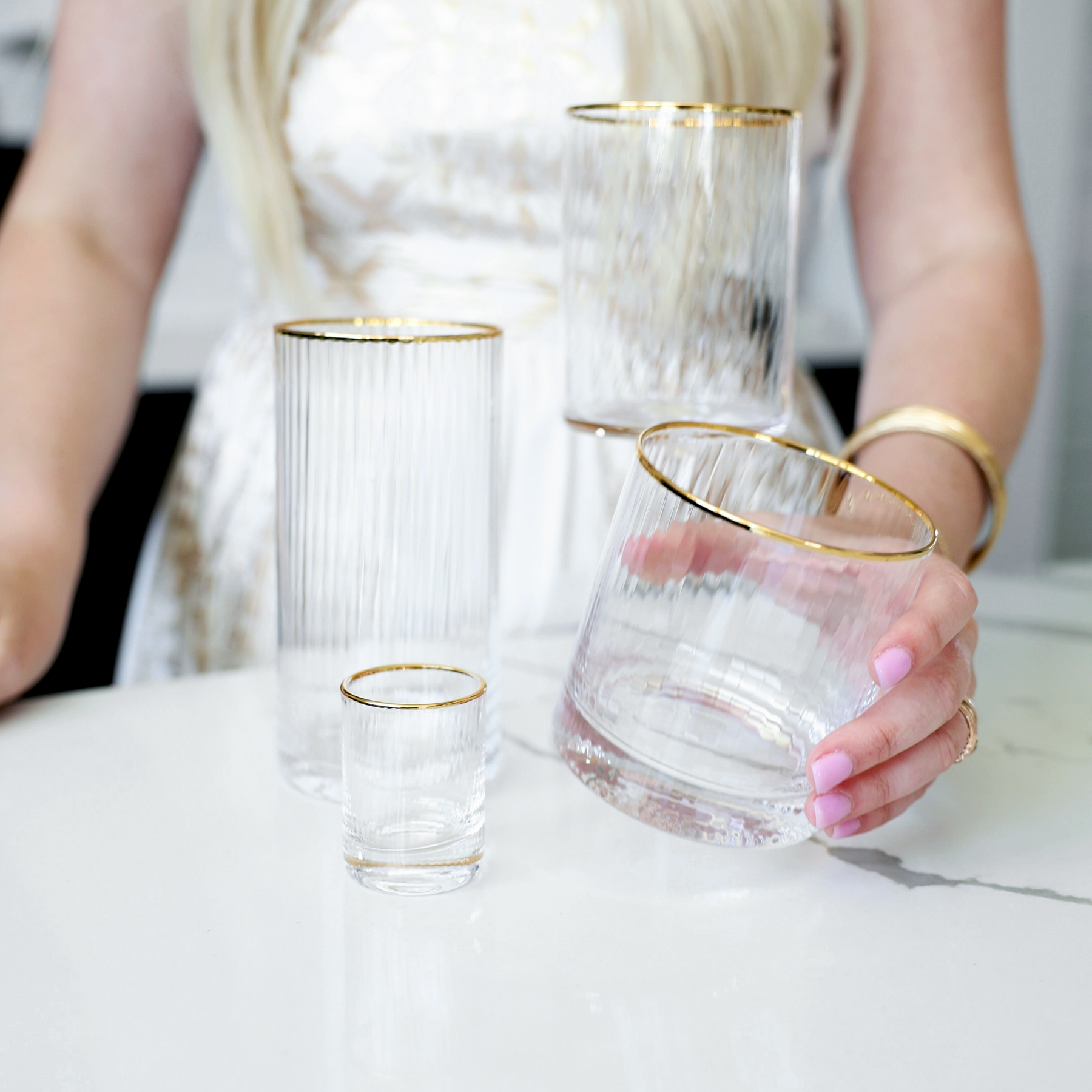Gold Rim Drinking Glasses Set - ApolloBox